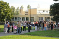 /album/zahajeni-skolniho-roku-v-zs-u-krcskeho-lesa/skolni-dochazka-zacina-jpg/